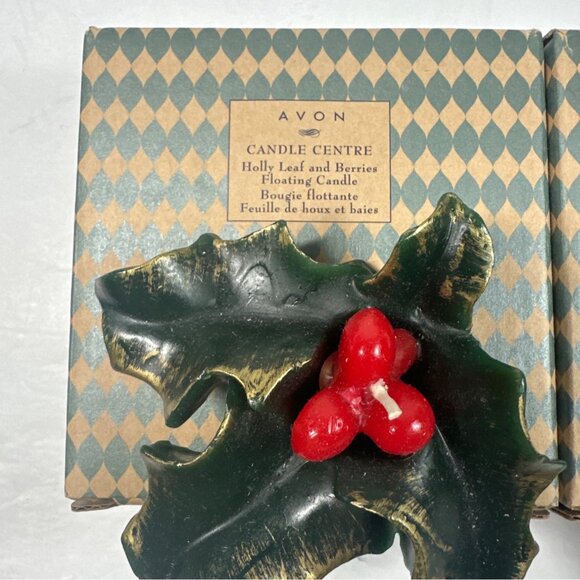 Lot Of 2 1999 Avon HOLLY LEAF & BERRIES FLOATING CANDLES NOS - Picture 2 of 5